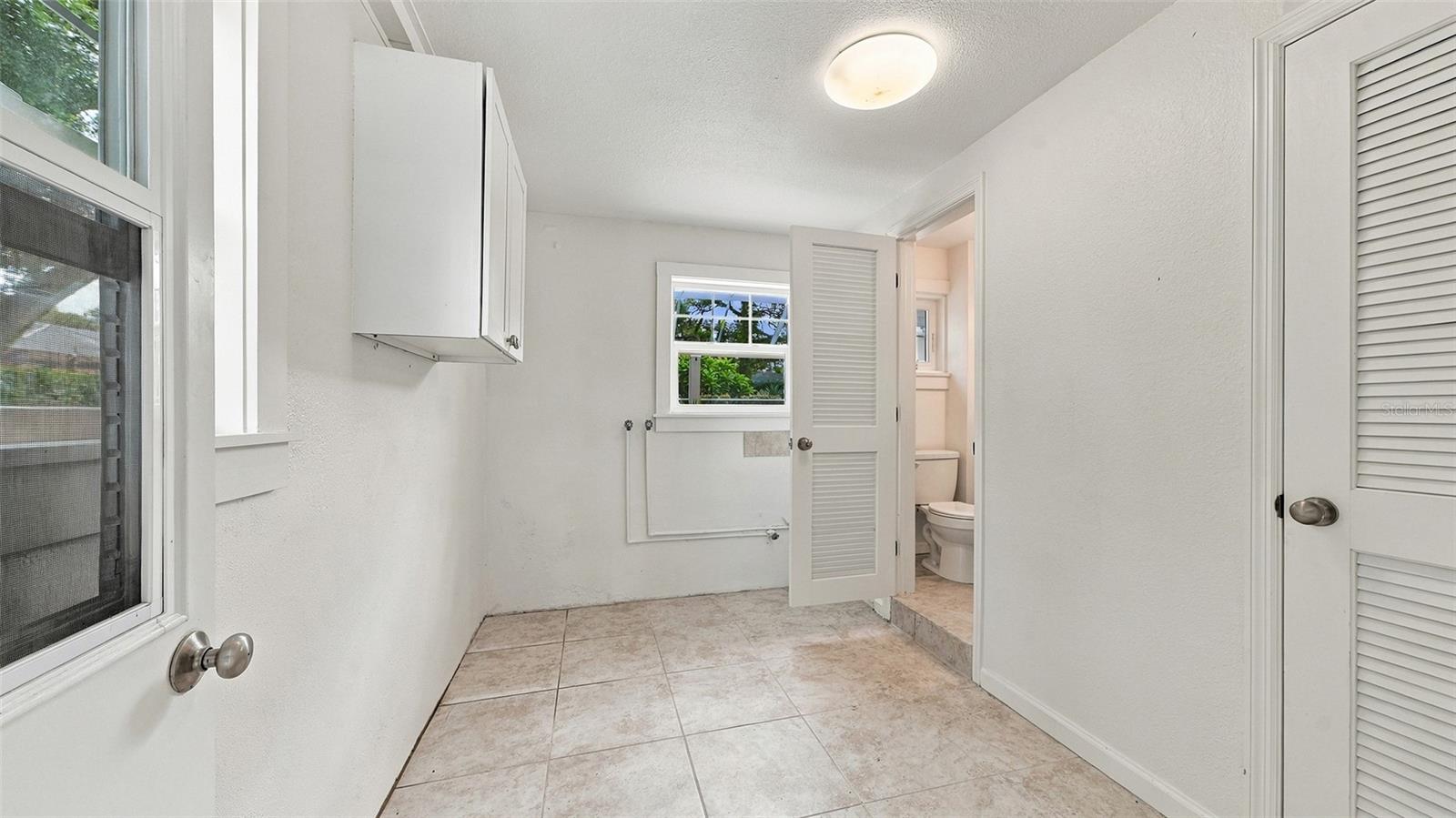 640 GRANADA AVE — photo 50