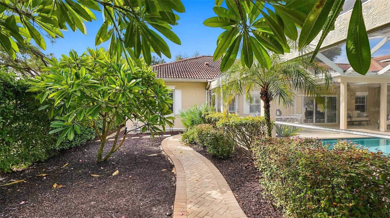 640 GRANADA AVE — photo 56
