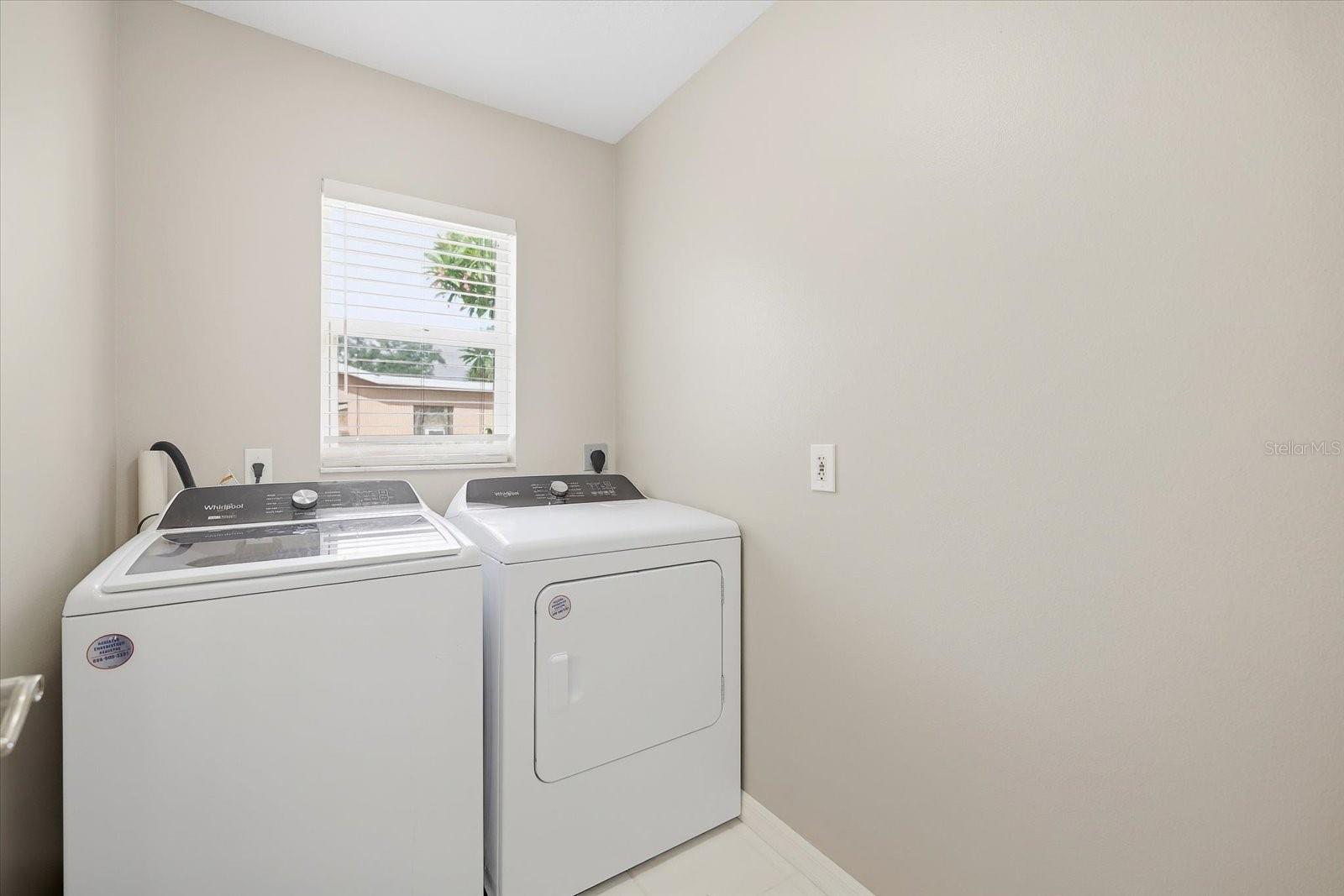 732 NECTAR RD — photo 29