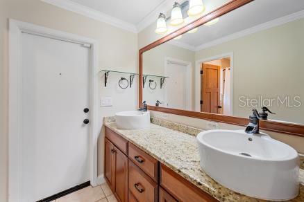 2499 HILLVIEW ST — photo 11