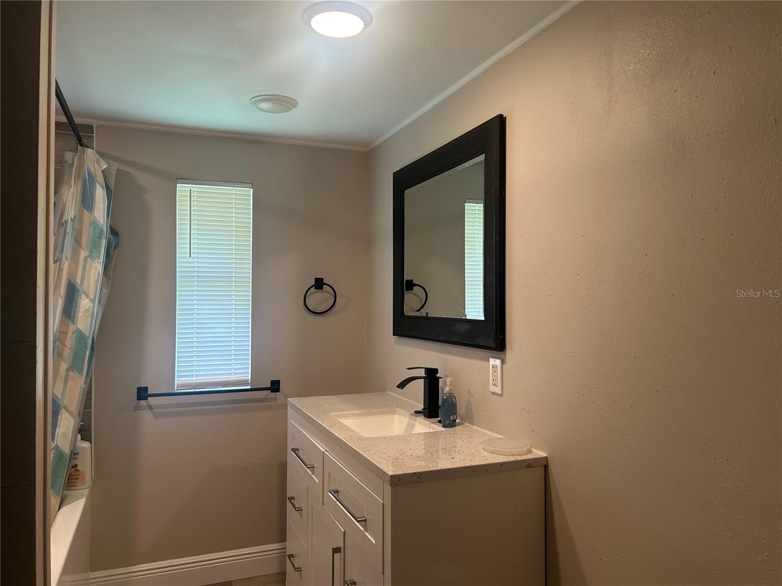 14810 THOMPSON AVE — photo 13