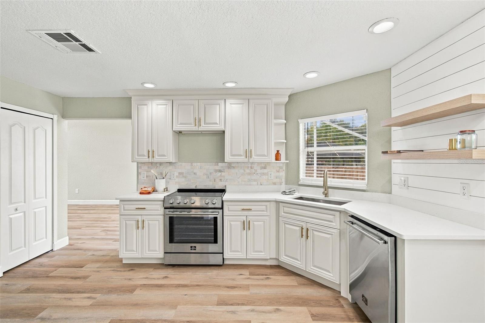 3829 COLD CREEK DR — photo 20