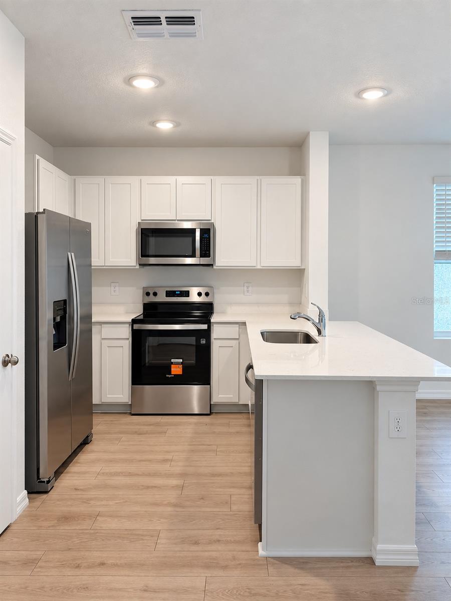 17600 SPANISH OAK LOOP — photo 2