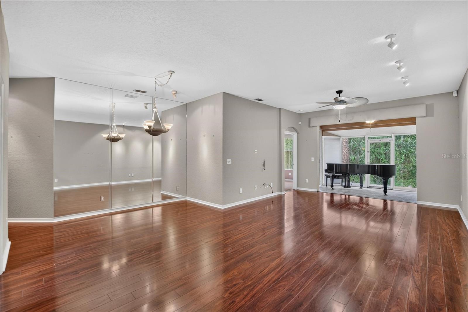 1907 PRESERVATION DR #6 — photo 10
