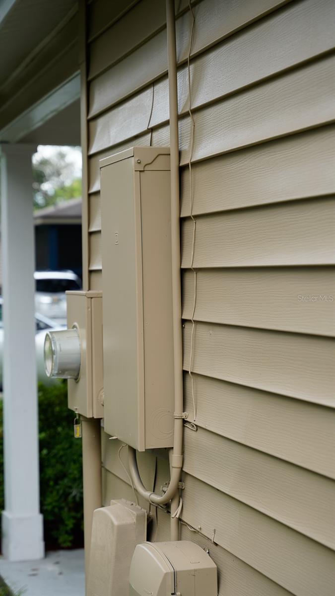 3113 GORDON CT — photo 10