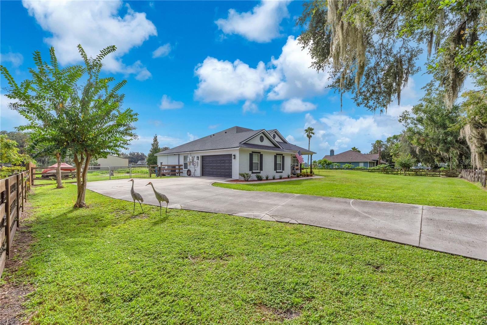 4516 HAWKINS RD — photo 33
