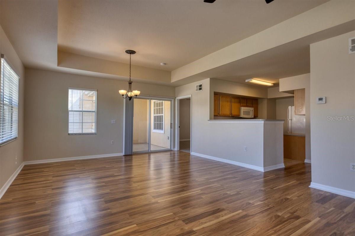 1135 VILLAGIO CIR #205 — photo 9