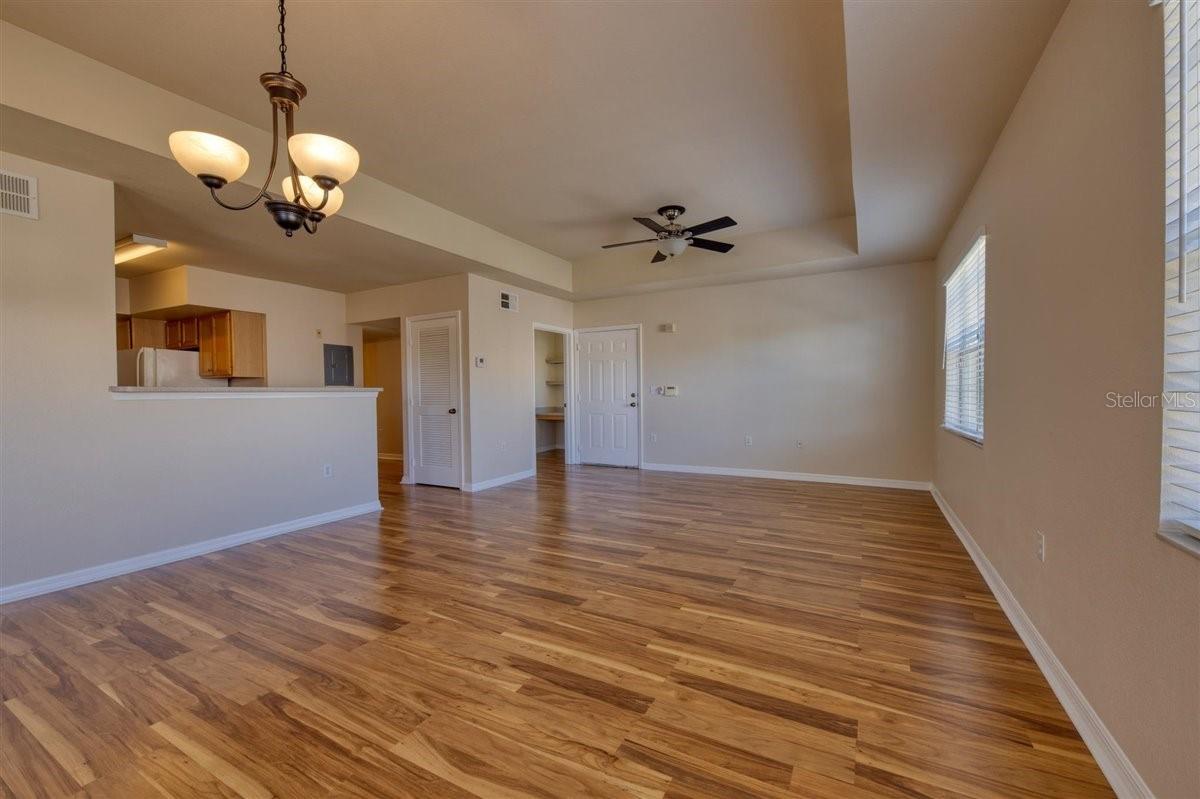 1135 VILLAGIO CIR #205 — photo 5