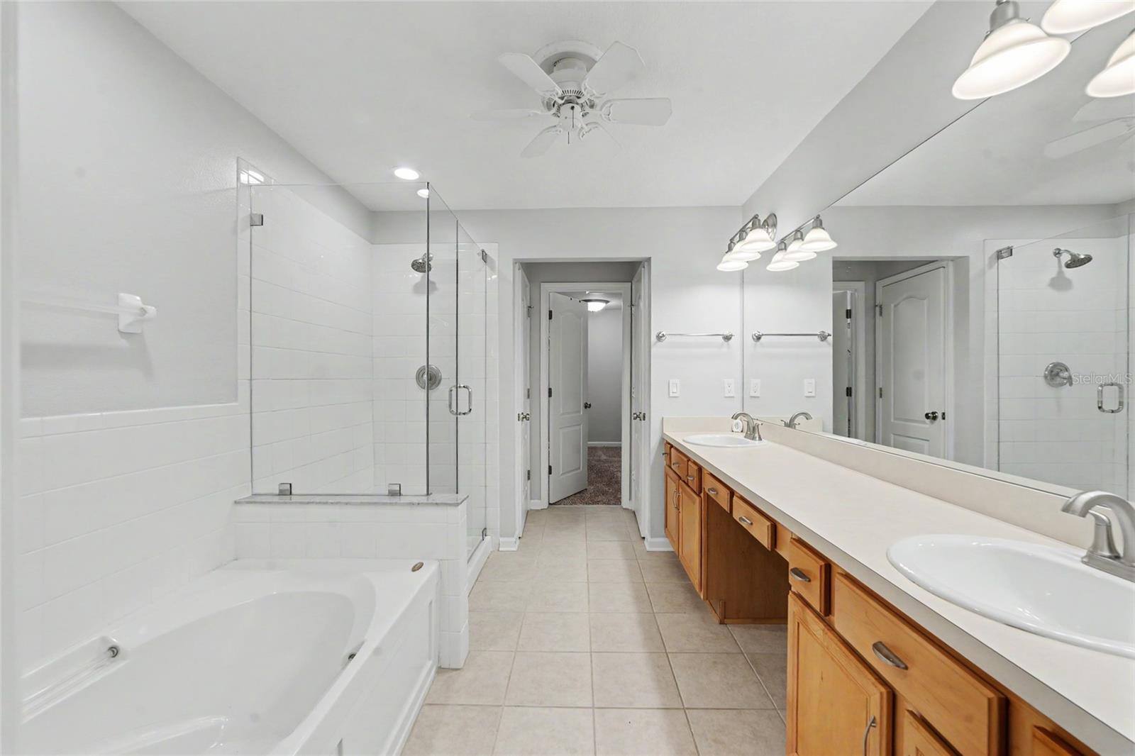 4635 POND RIDGE DR — photo 17