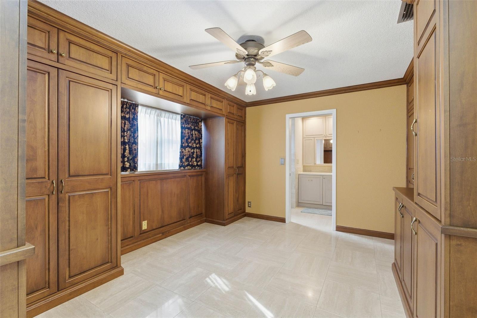 8408 ANNWOOD RD #8408 — photo 16