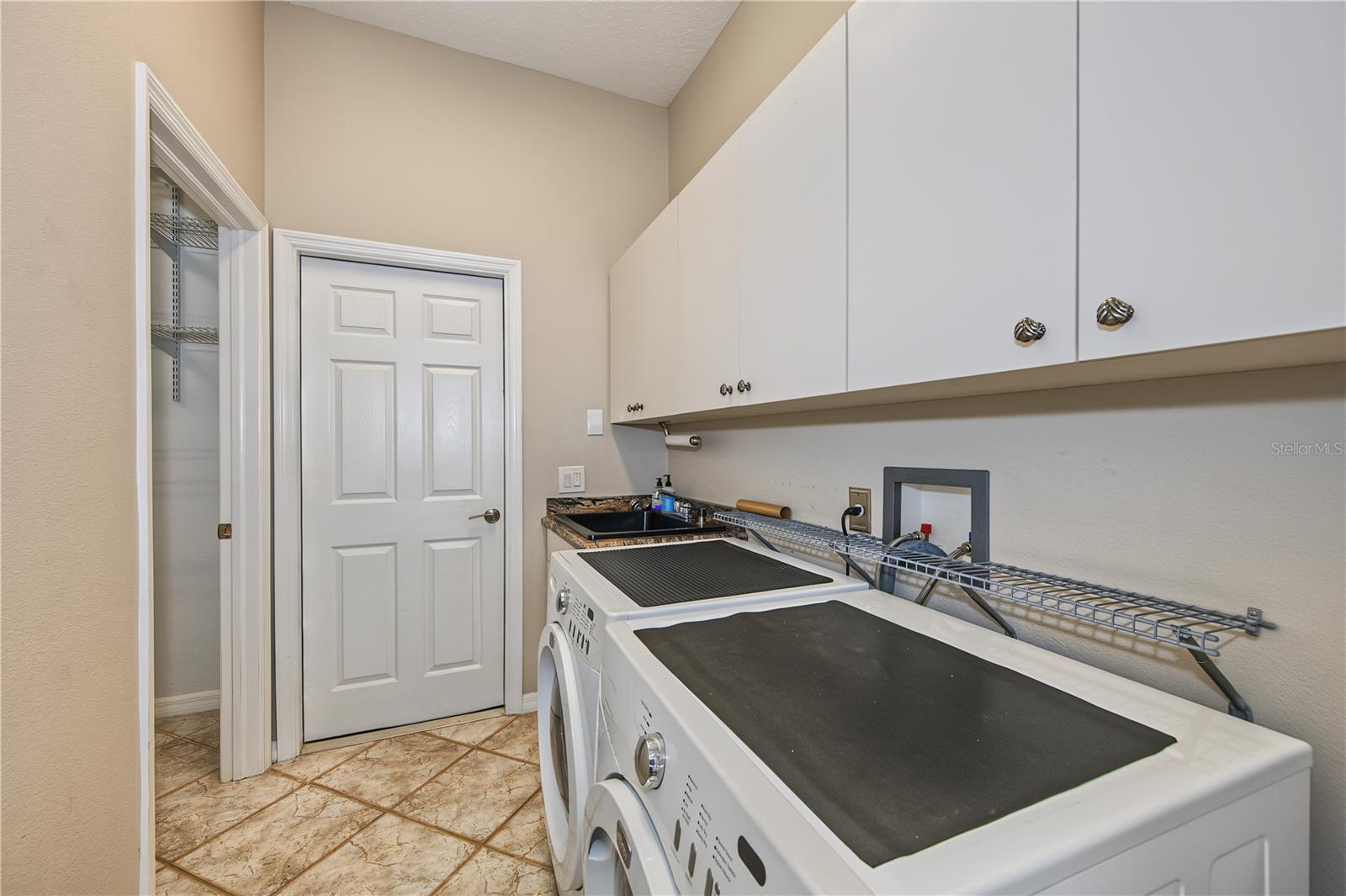 4008 SILK OAK LN — photo 43