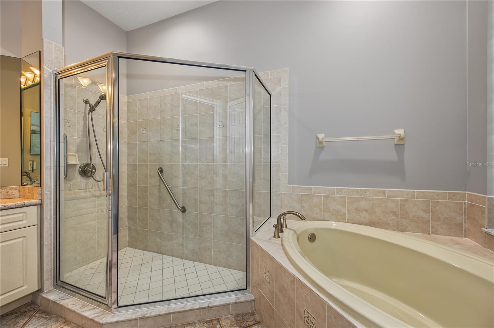 4008 SILK OAK LN — photo 34