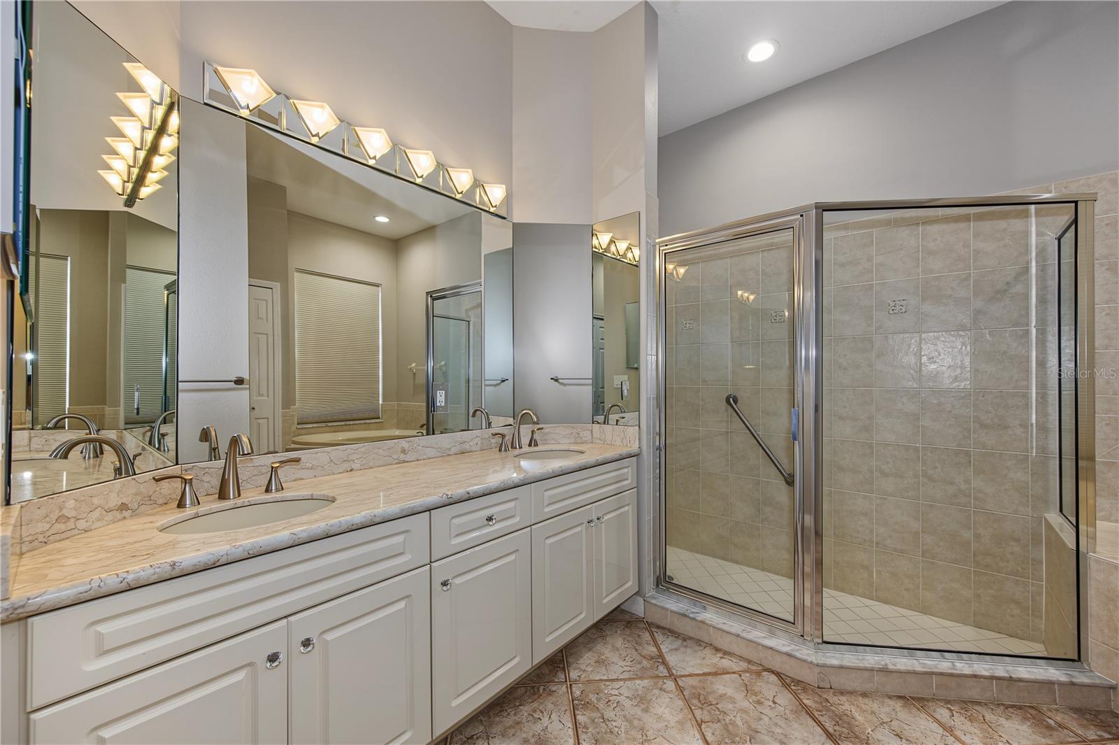 4008 SILK OAK LN — photo 32