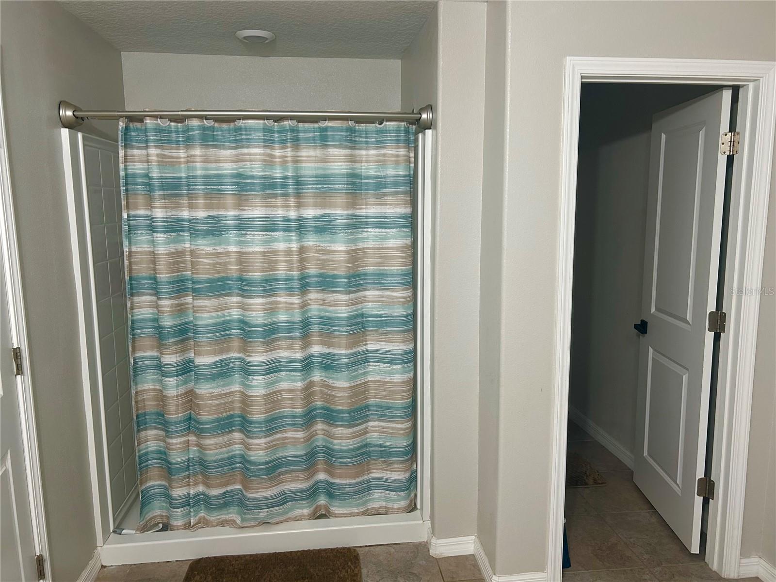 106 CASCADE BEND DR — photo 11