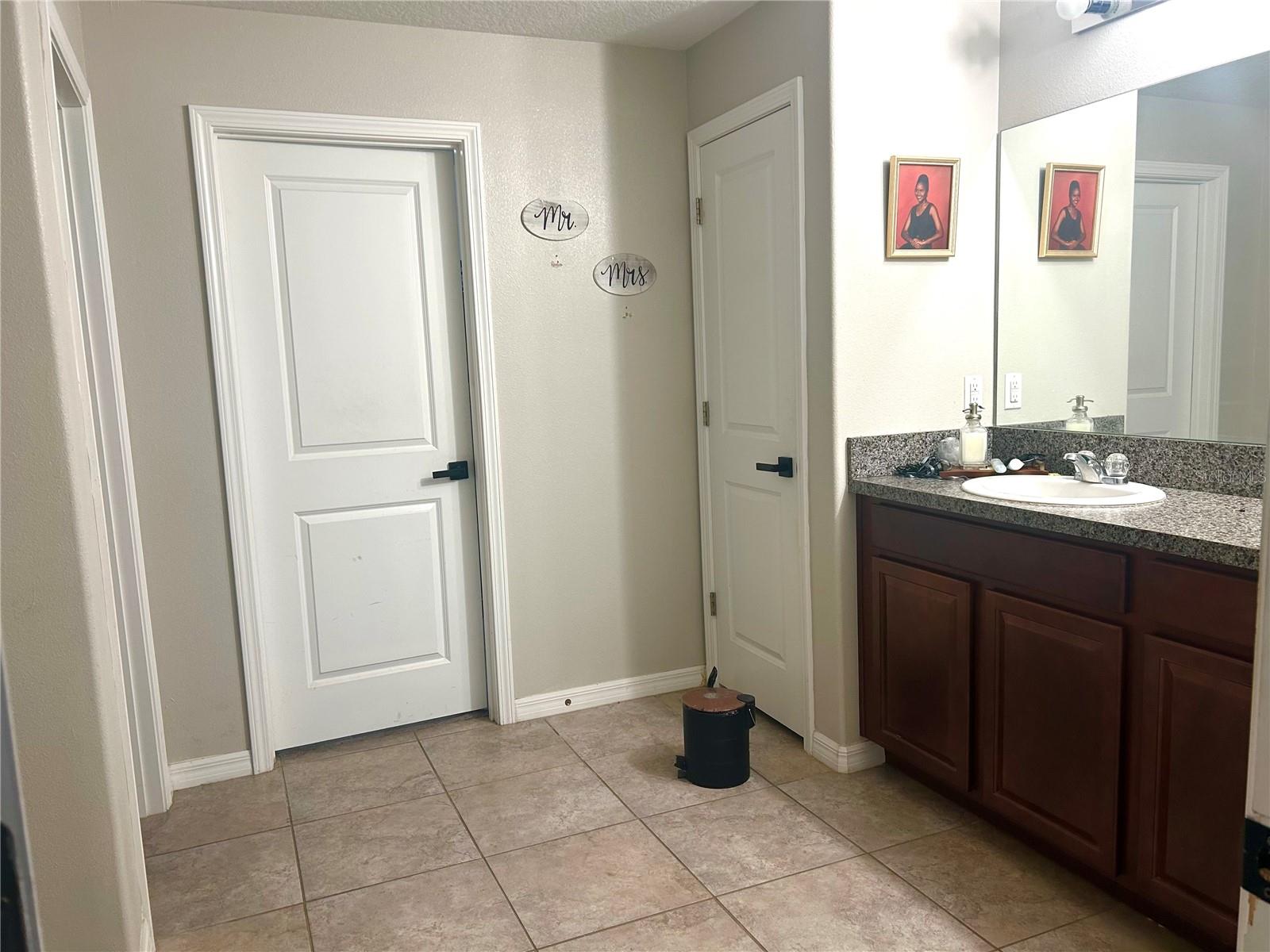 106 CASCADE BEND DR — photo 10