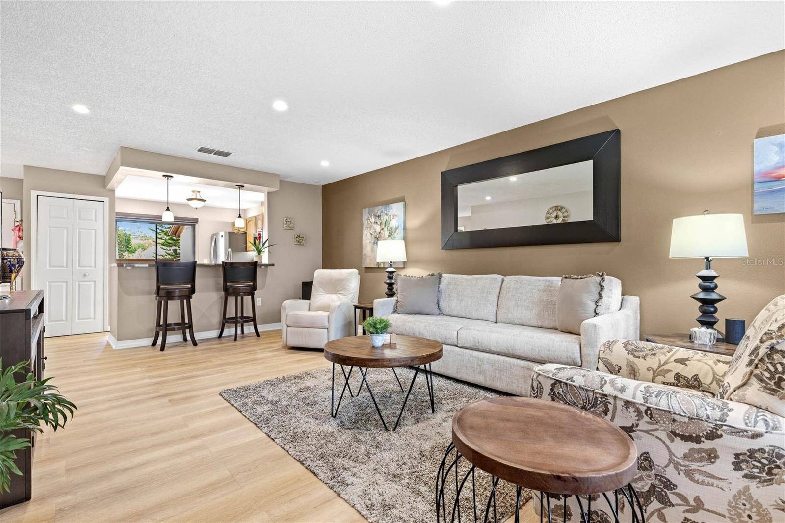 2925 BOXWOOD CT — photo 9