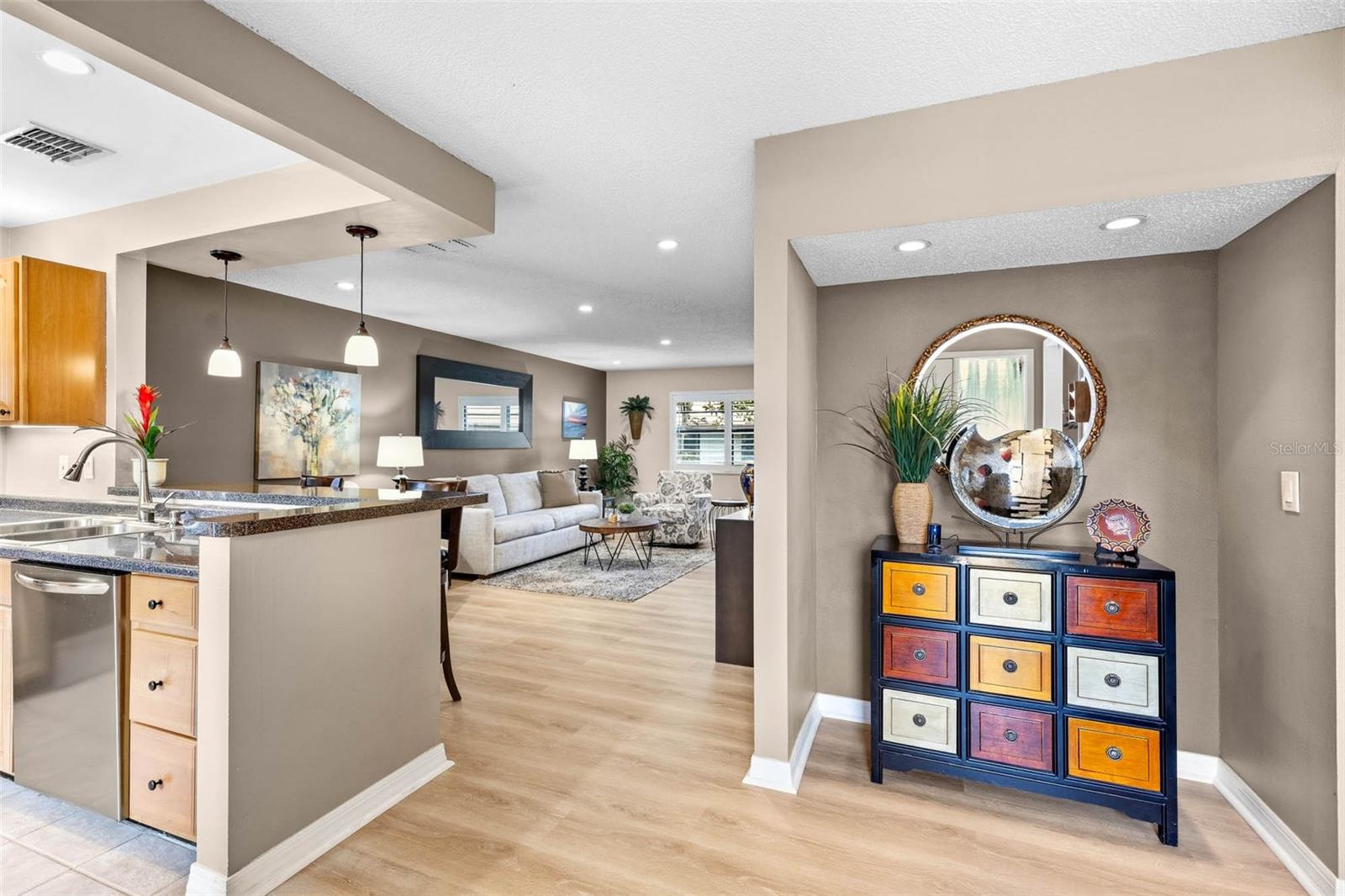 2925 BOXWOOD CT — photo 5