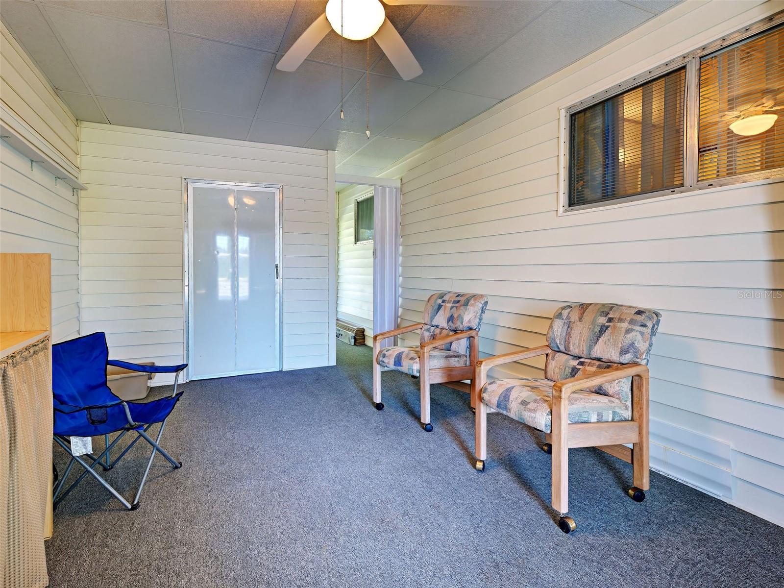 6786 HOEMI CT — photo 10