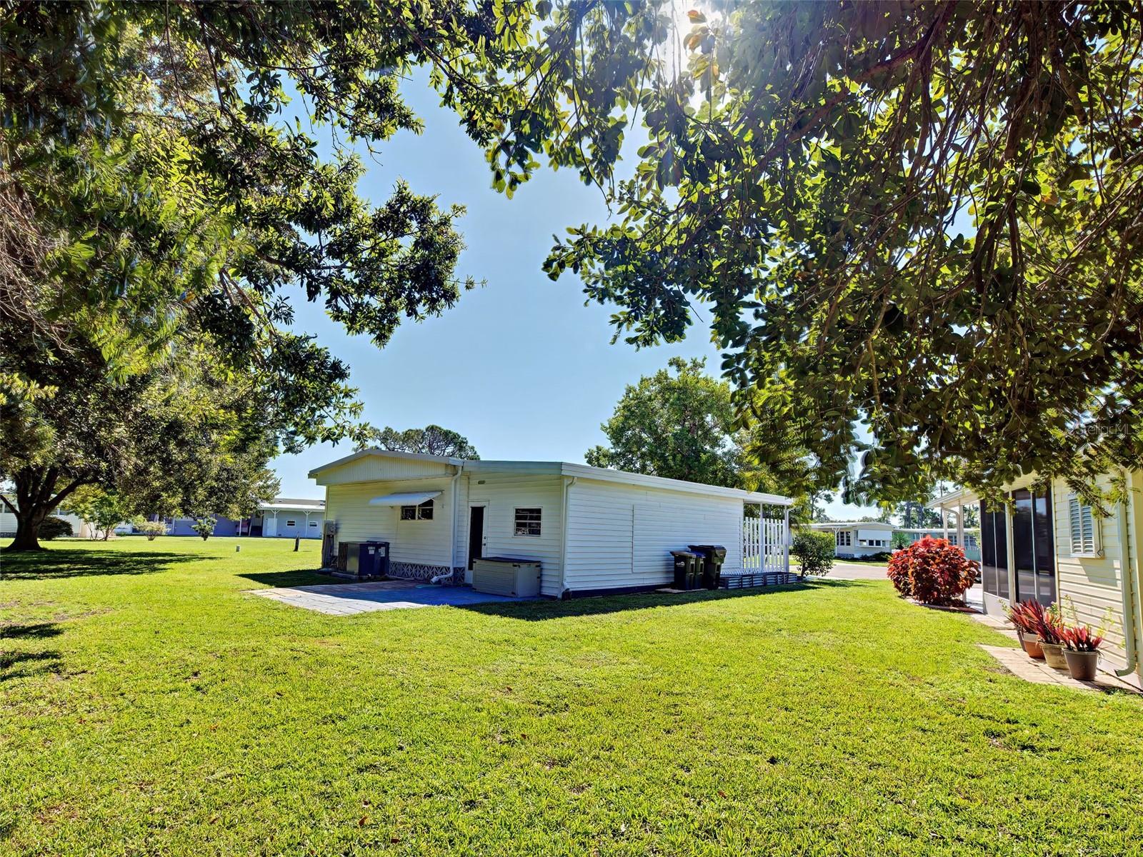 6786 HOEMI CT — photo 4