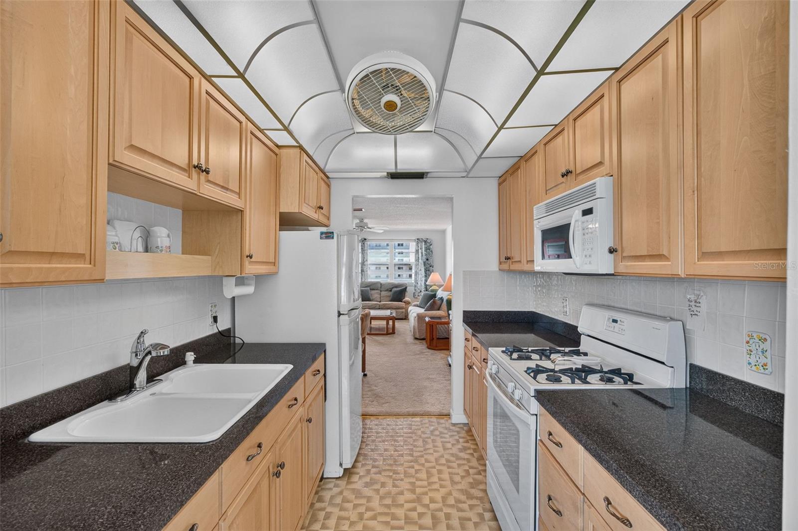 6025 SHORE BLVD S #608 — photo 8