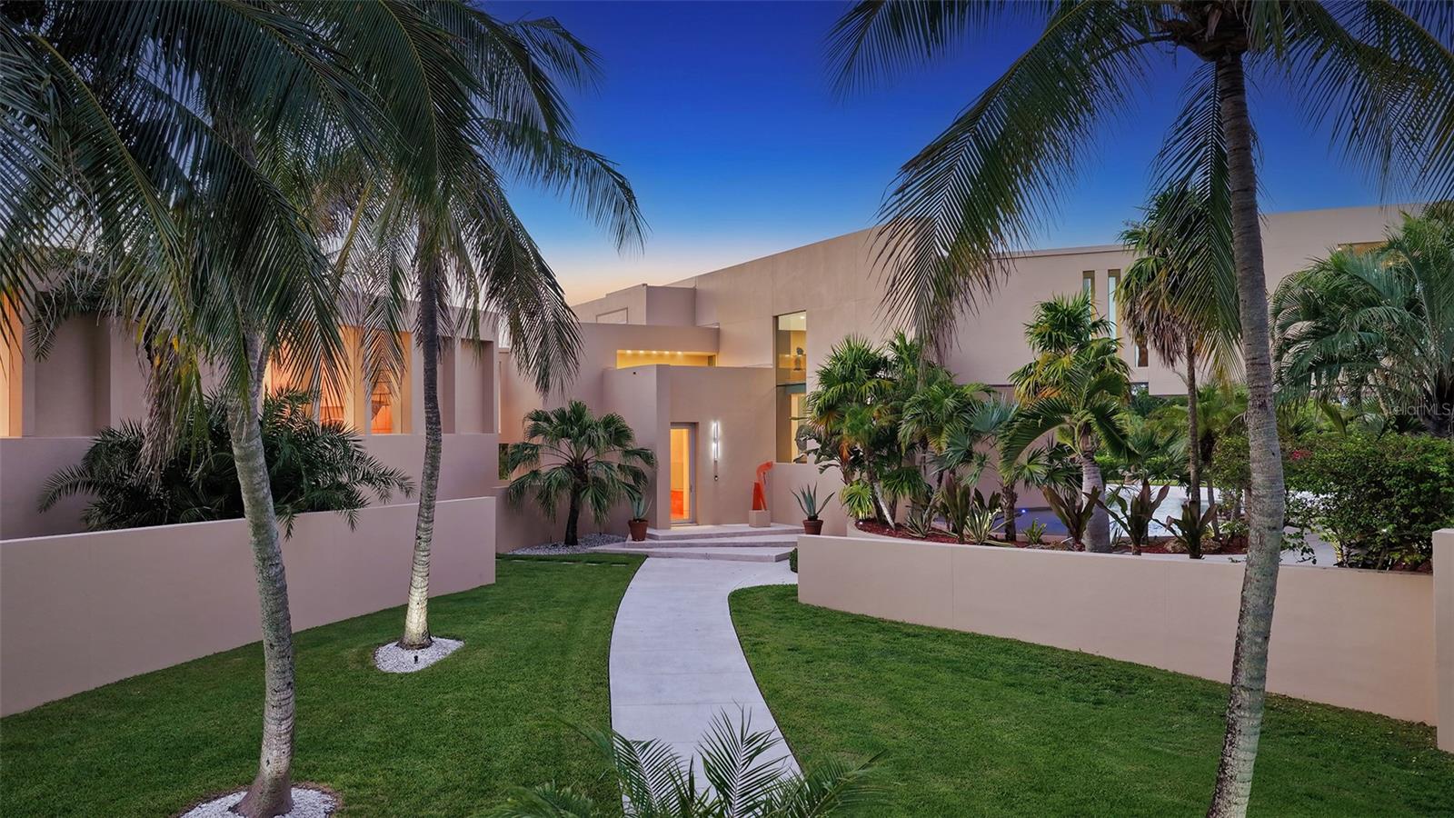 6610 GULF OF MEXICO DR — photo 37