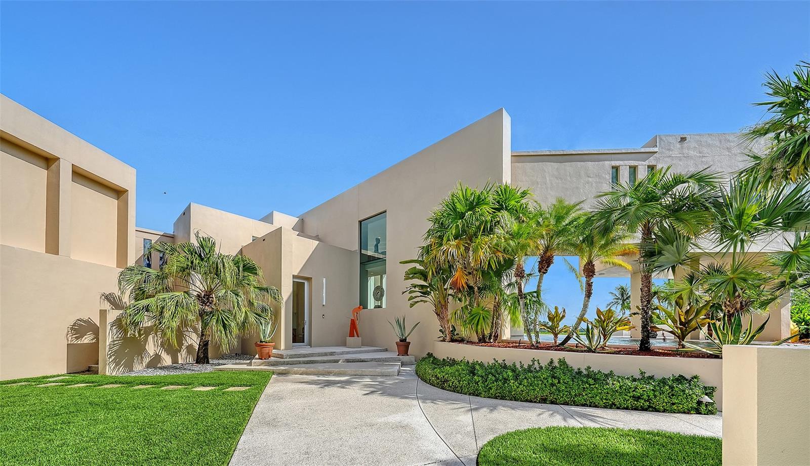6610 GULF OF MEXICO DR — photo 17
