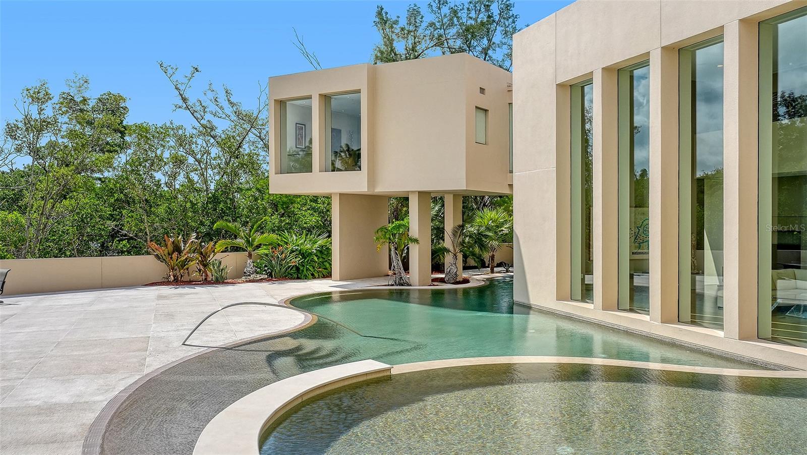 6610 GULF OF MEXICO DR — photo 47
