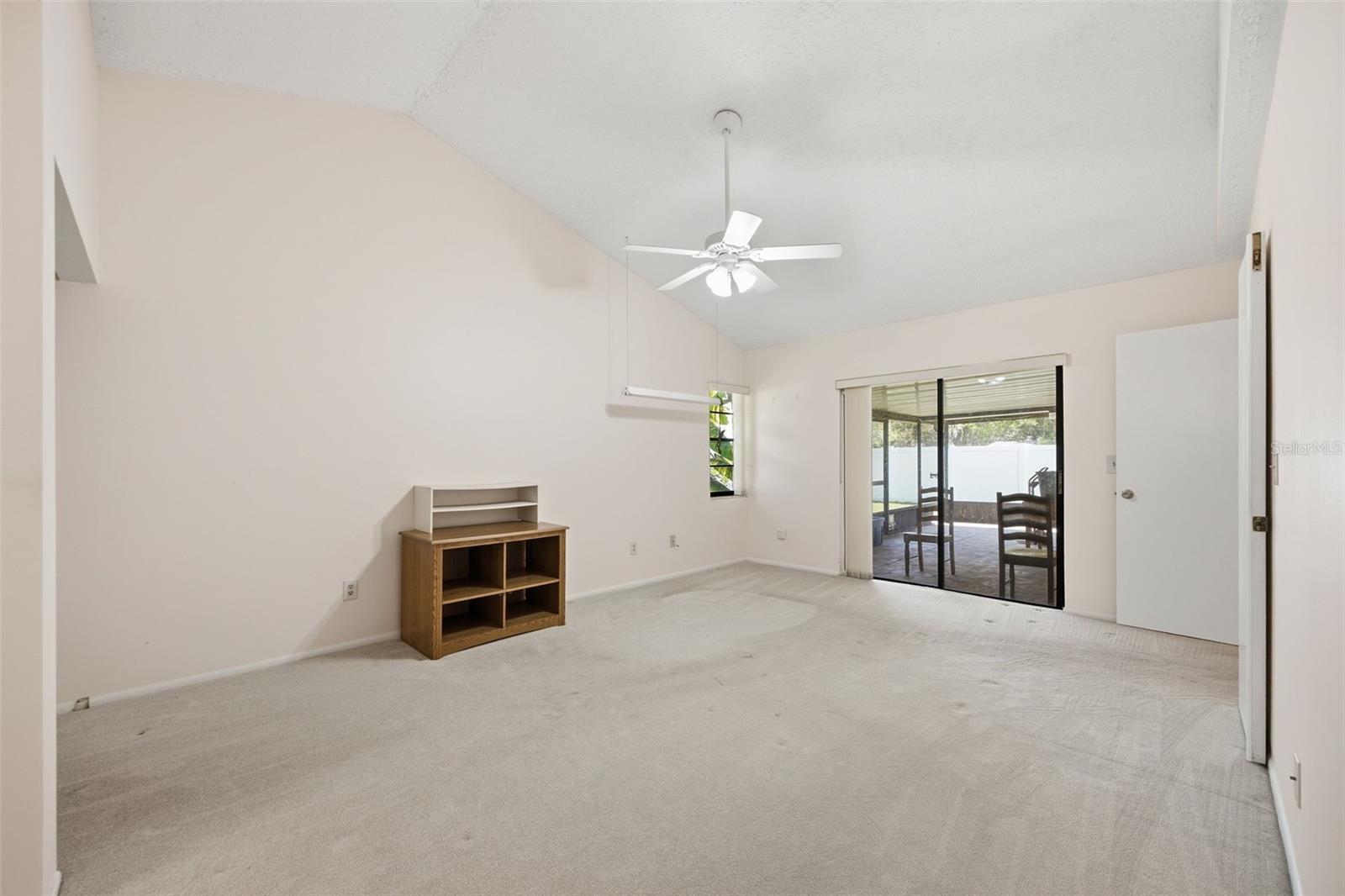 4609 DEERWALK AVE — photo 20