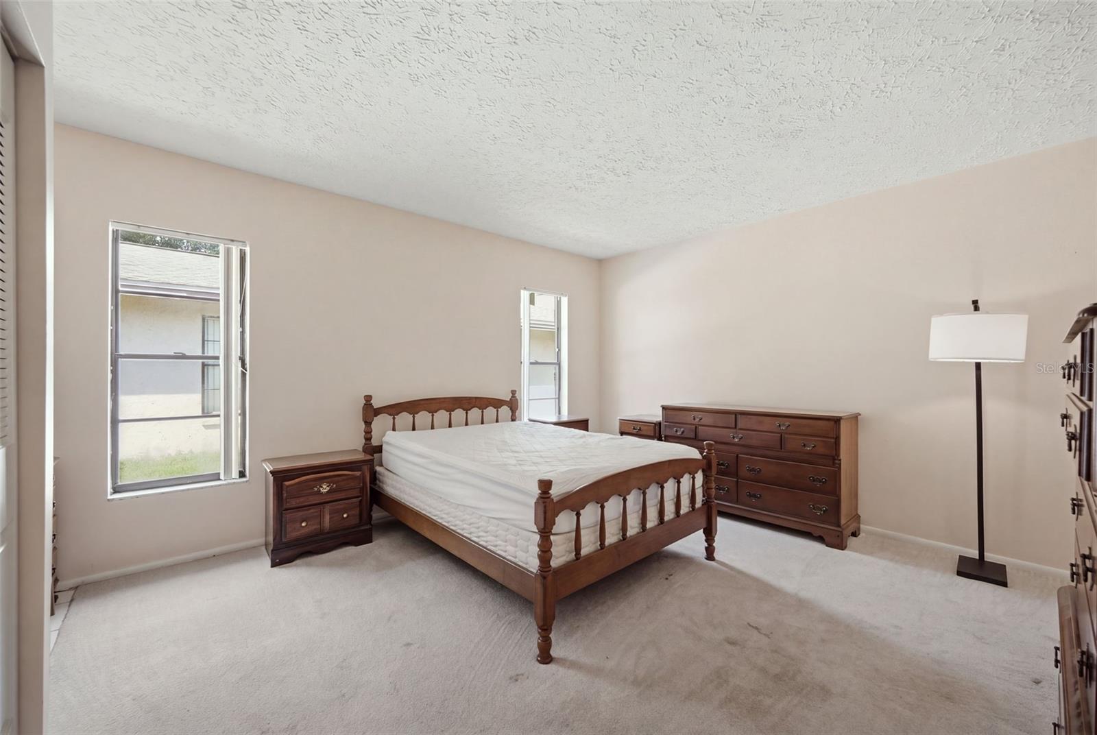 4609 DEERWALK AVE — photo 23