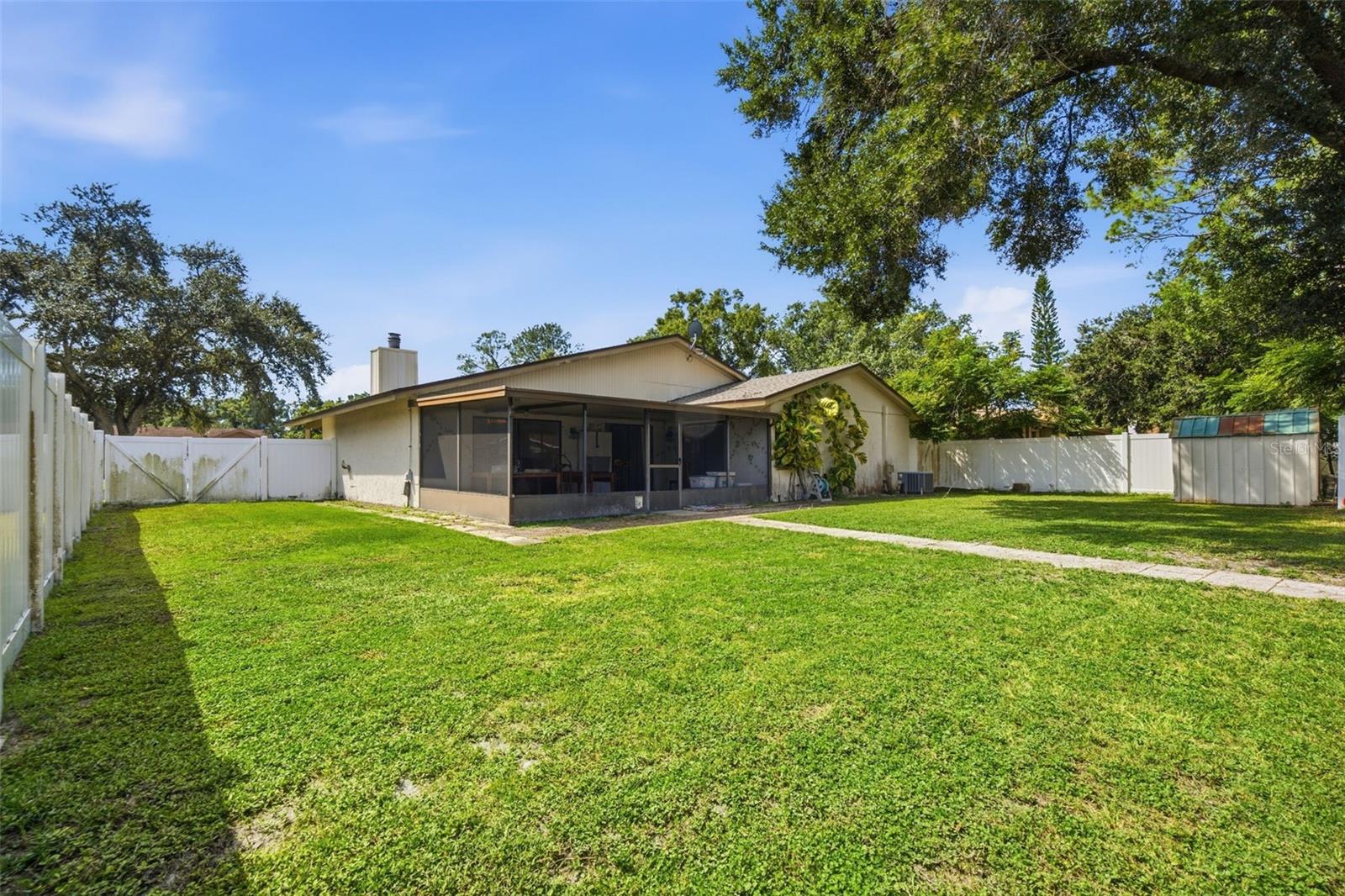 4609 DEERWALK AVE — photo 36