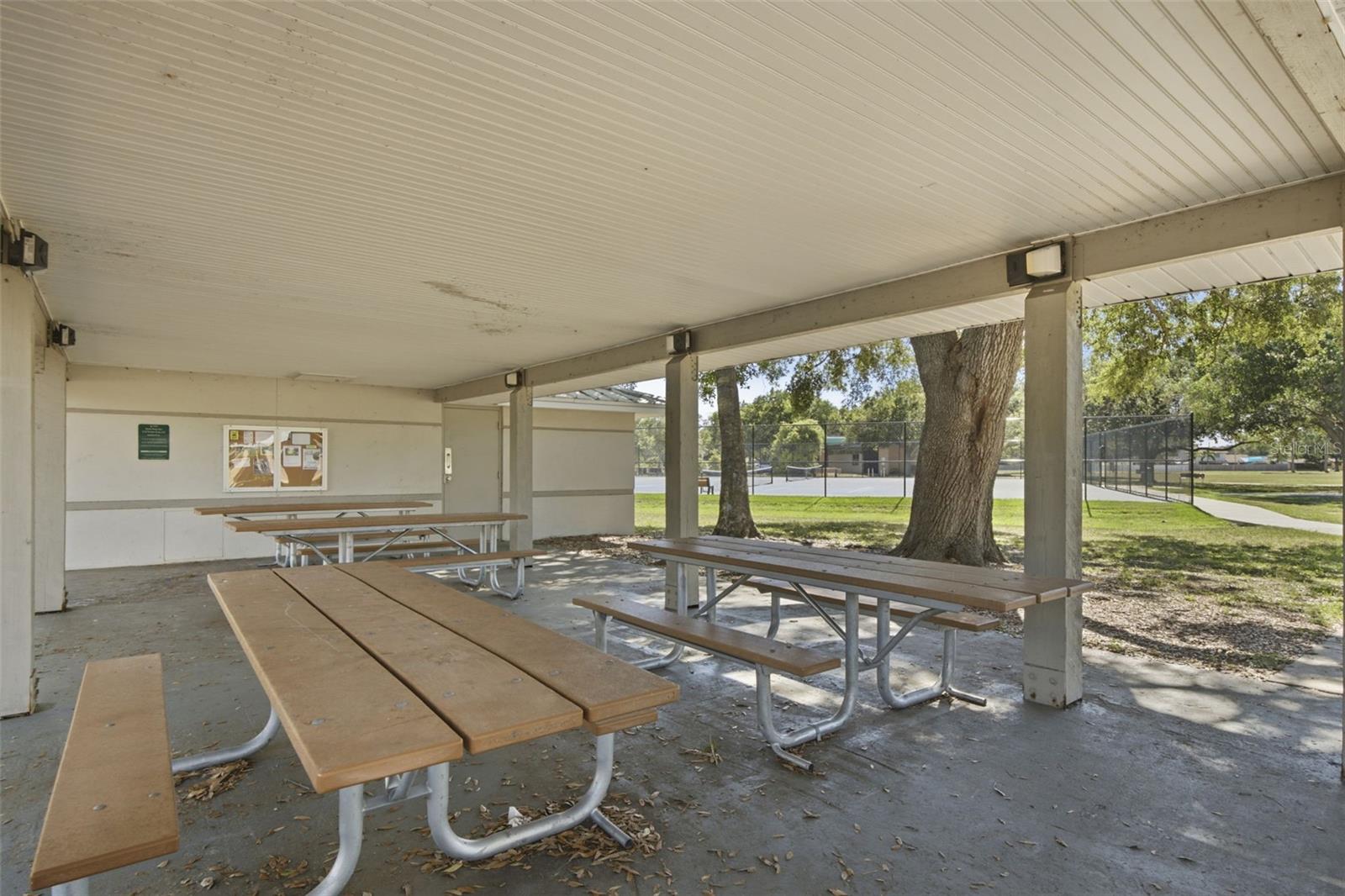 4609 DEERWALK AVE — photo 51