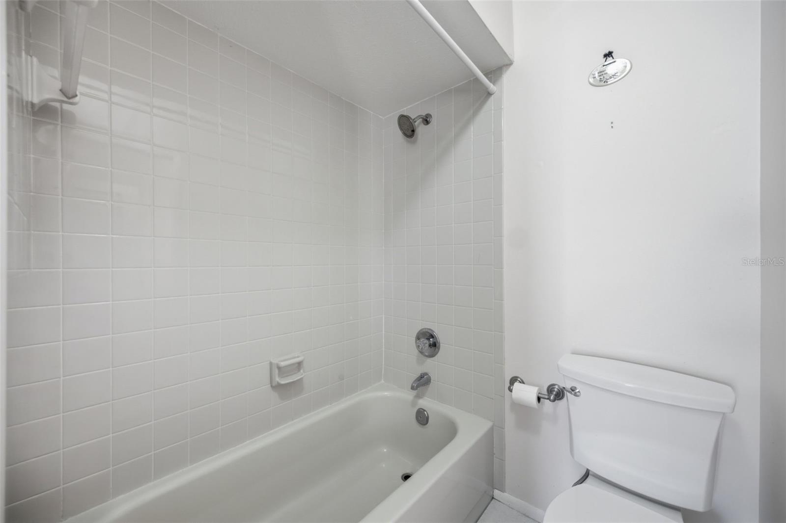 4609 DEERWALK AVE — photo 28