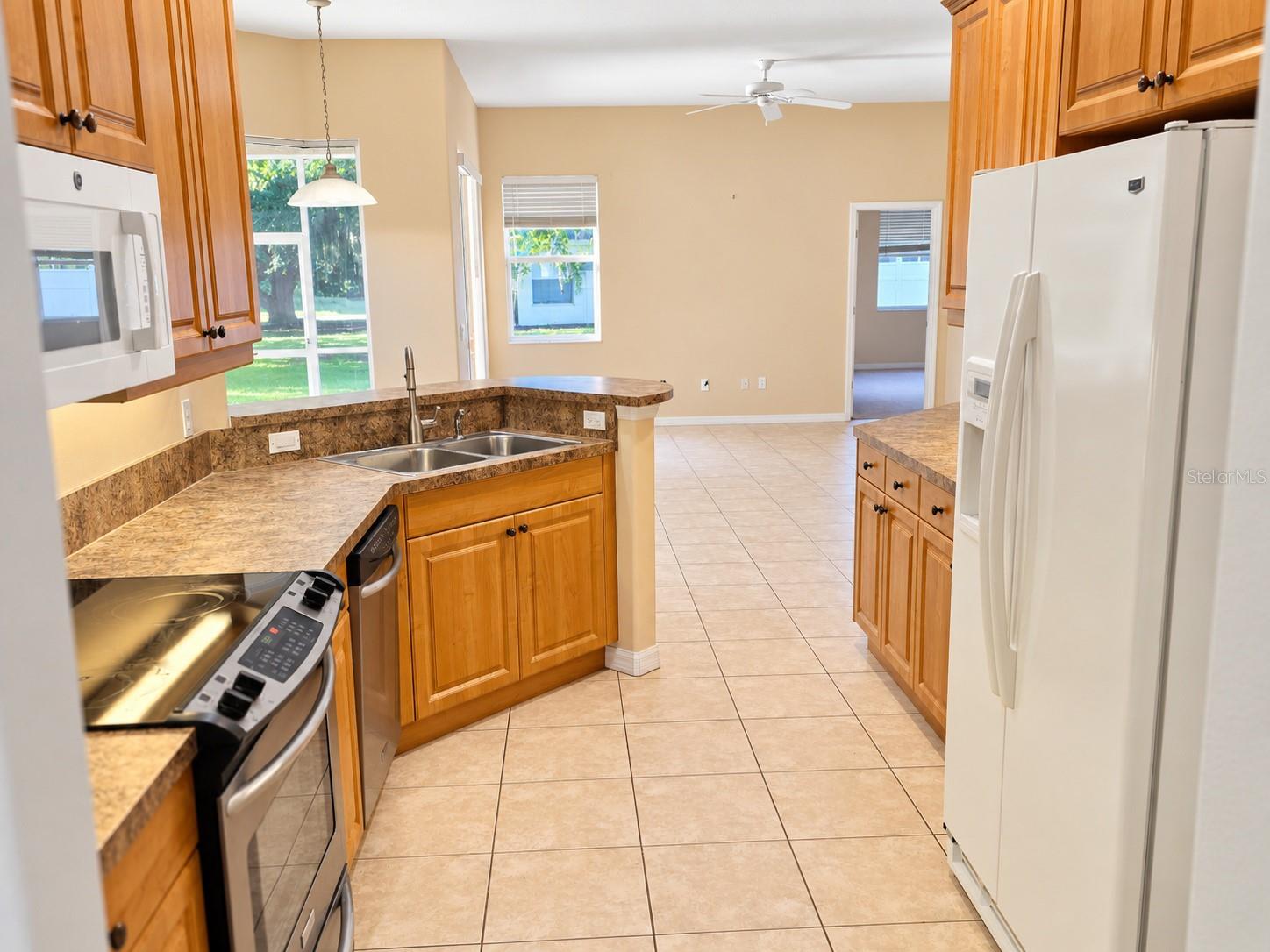 3621 MASSINI AVE — photo 7