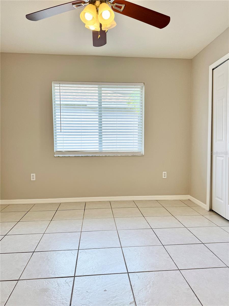 10431 ISLEWORTH AVE — photo 12