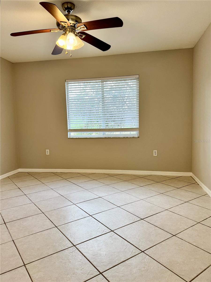 10431 ISLEWORTH AVE — photo 8