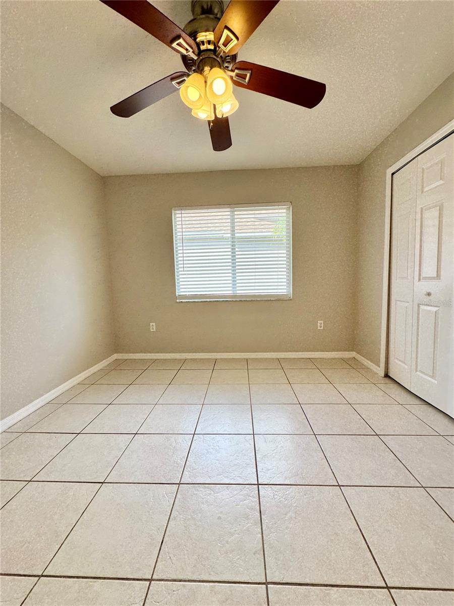 10431 ISLEWORTH AVE — photo 13