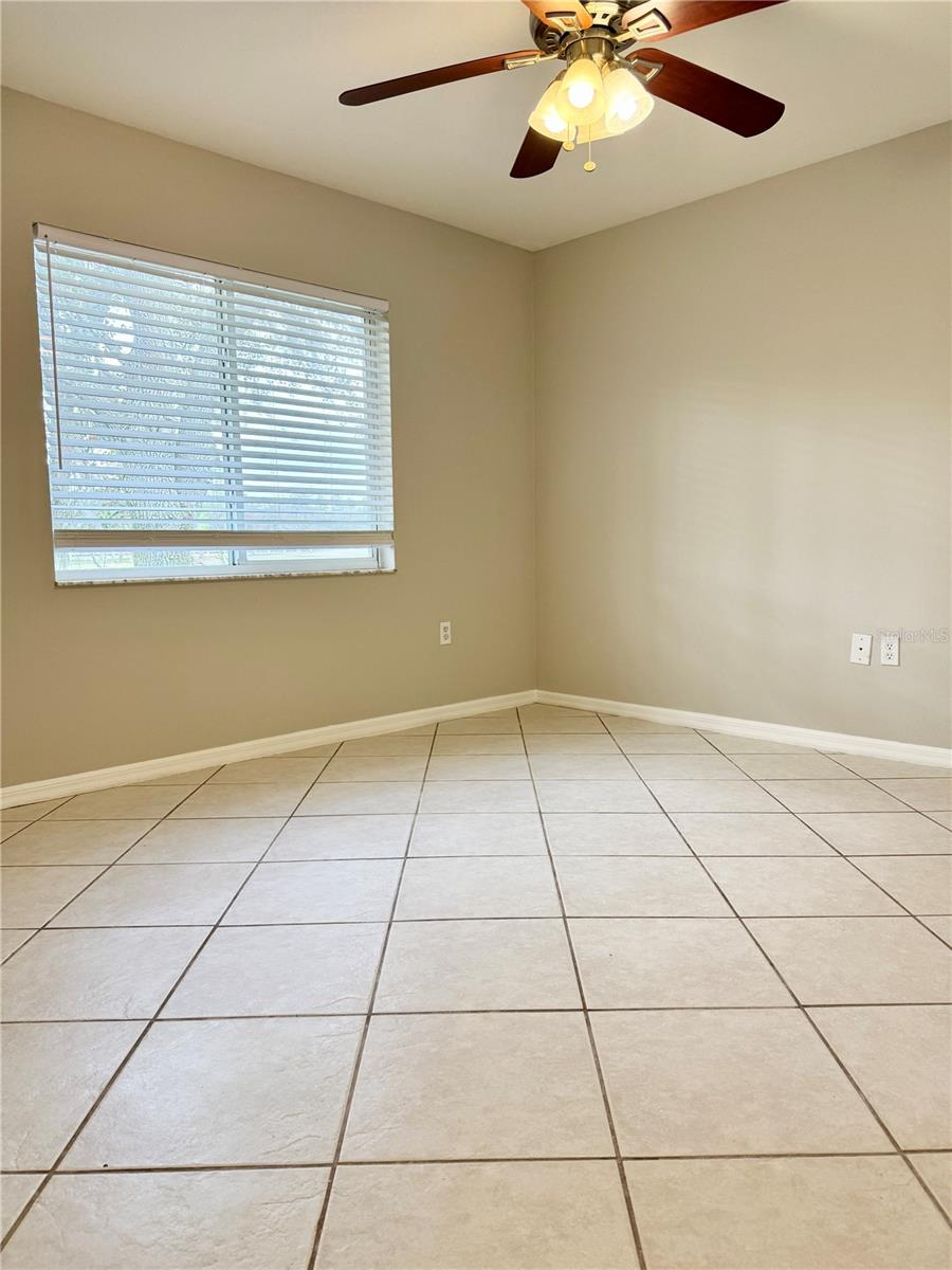 10431 ISLEWORTH AVE — photo 7