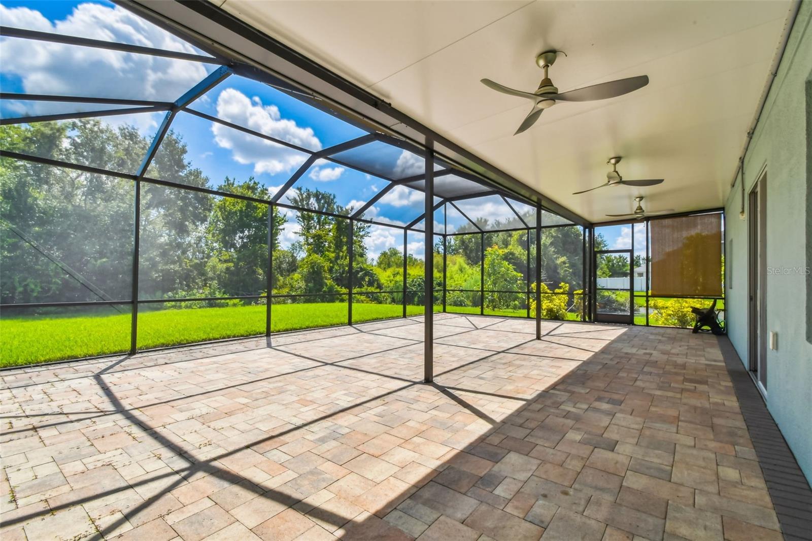 12320 FAIRLAWN DR — photo 59