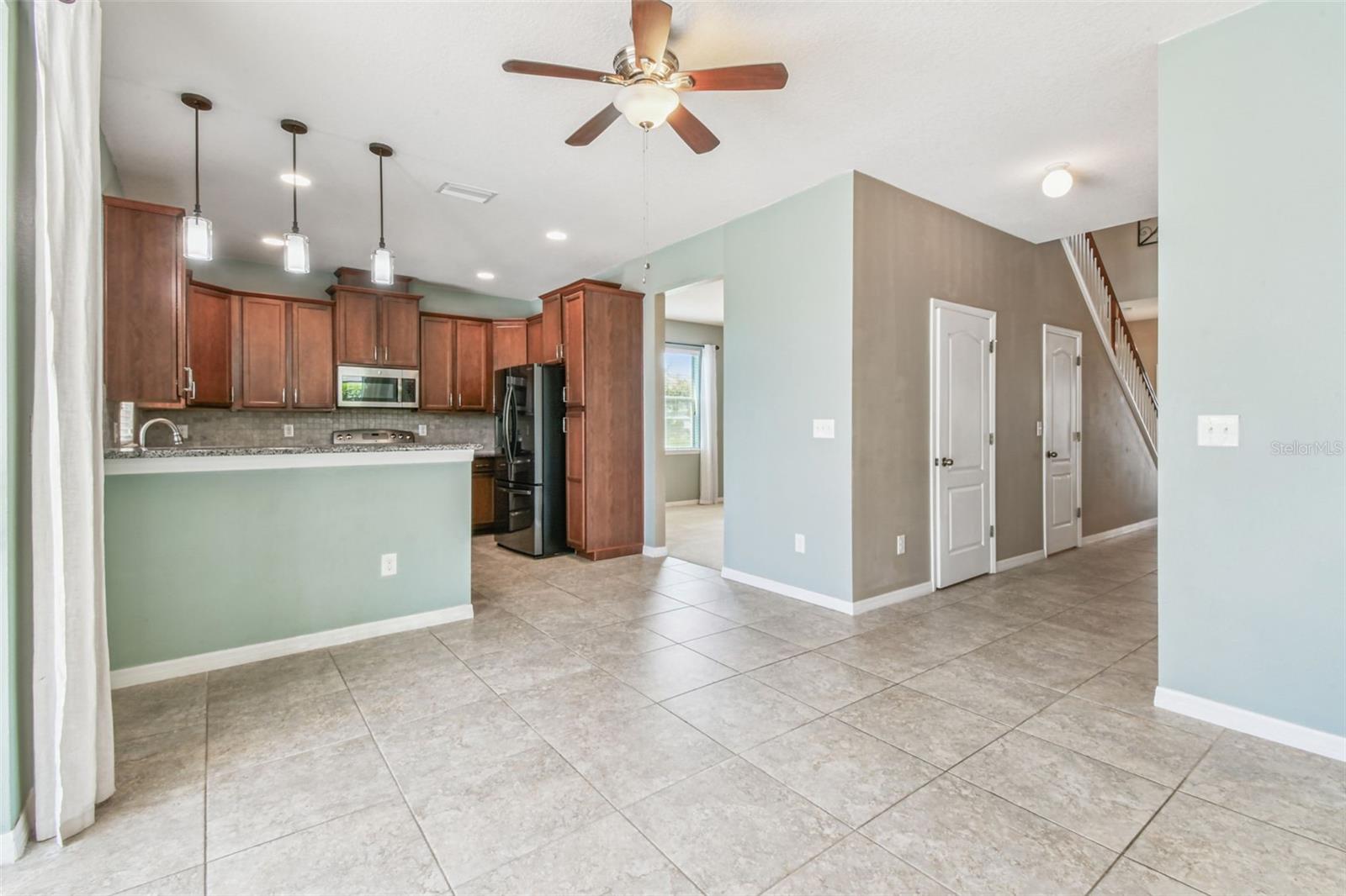 12320 FAIRLAWN DR — photo 27
