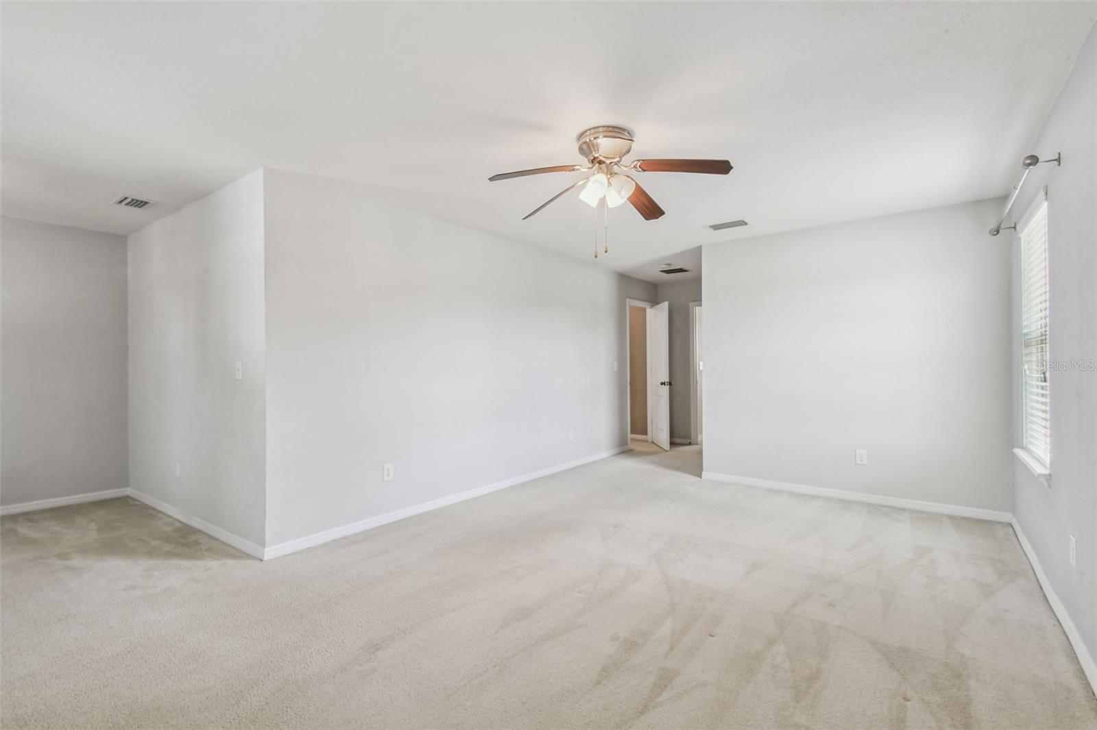 12320 FAIRLAWN DR — photo 41