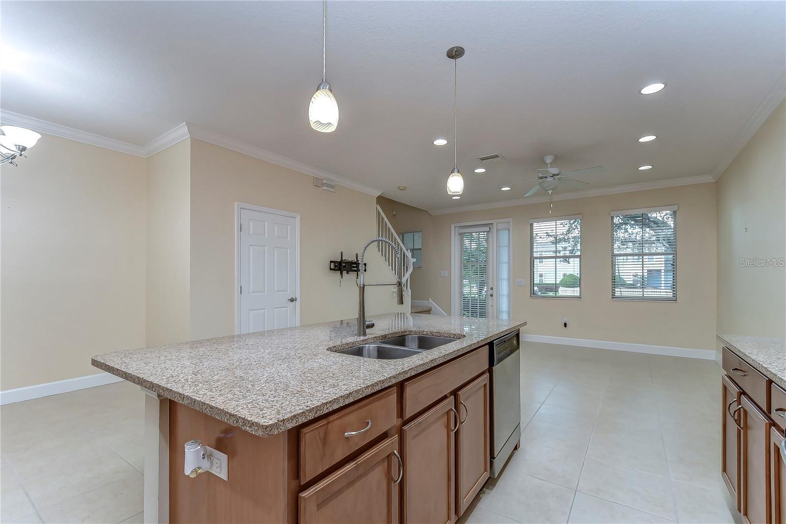 6114 FISHHAWK CROSSING BLVD — photo 7
