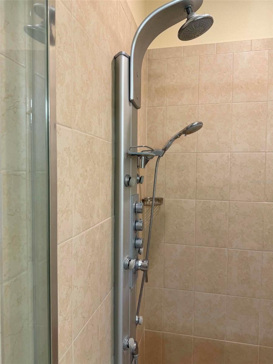 6114 FISHHAWK CROSSING BLVD — photo 14