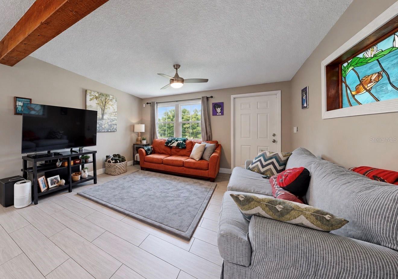 717 W DEER LAKE DR — photo 6