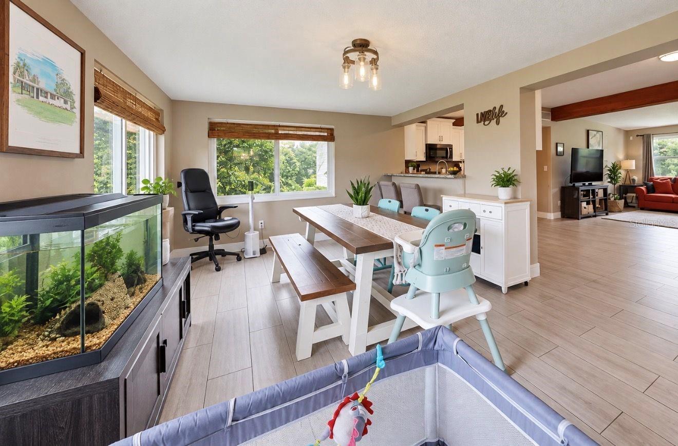 717 W DEER LAKE DR — photo 19