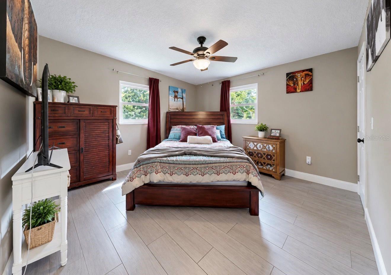 717 W DEER LAKE DR — photo 25