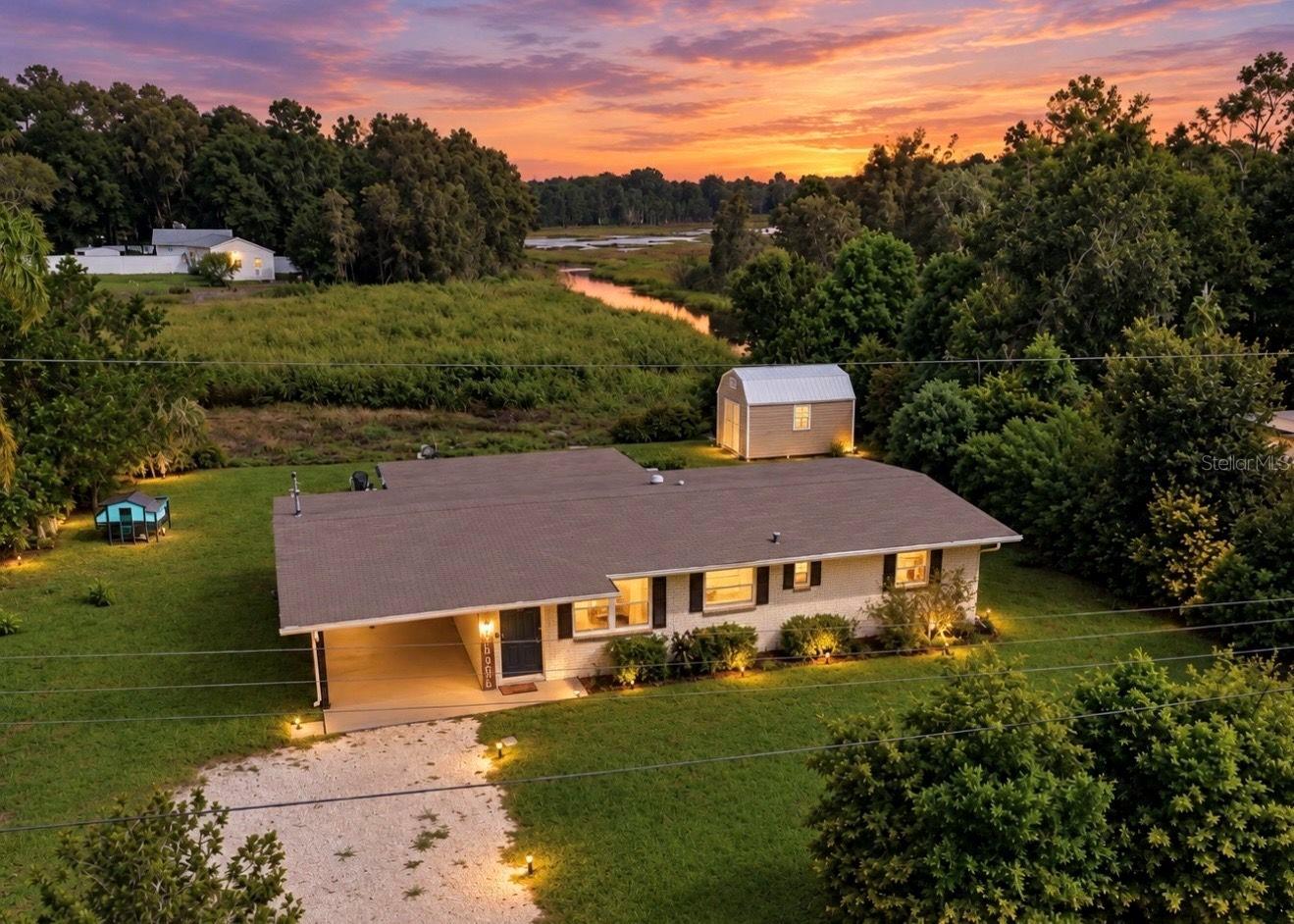 717 W DEER LAKE DR — photo 4