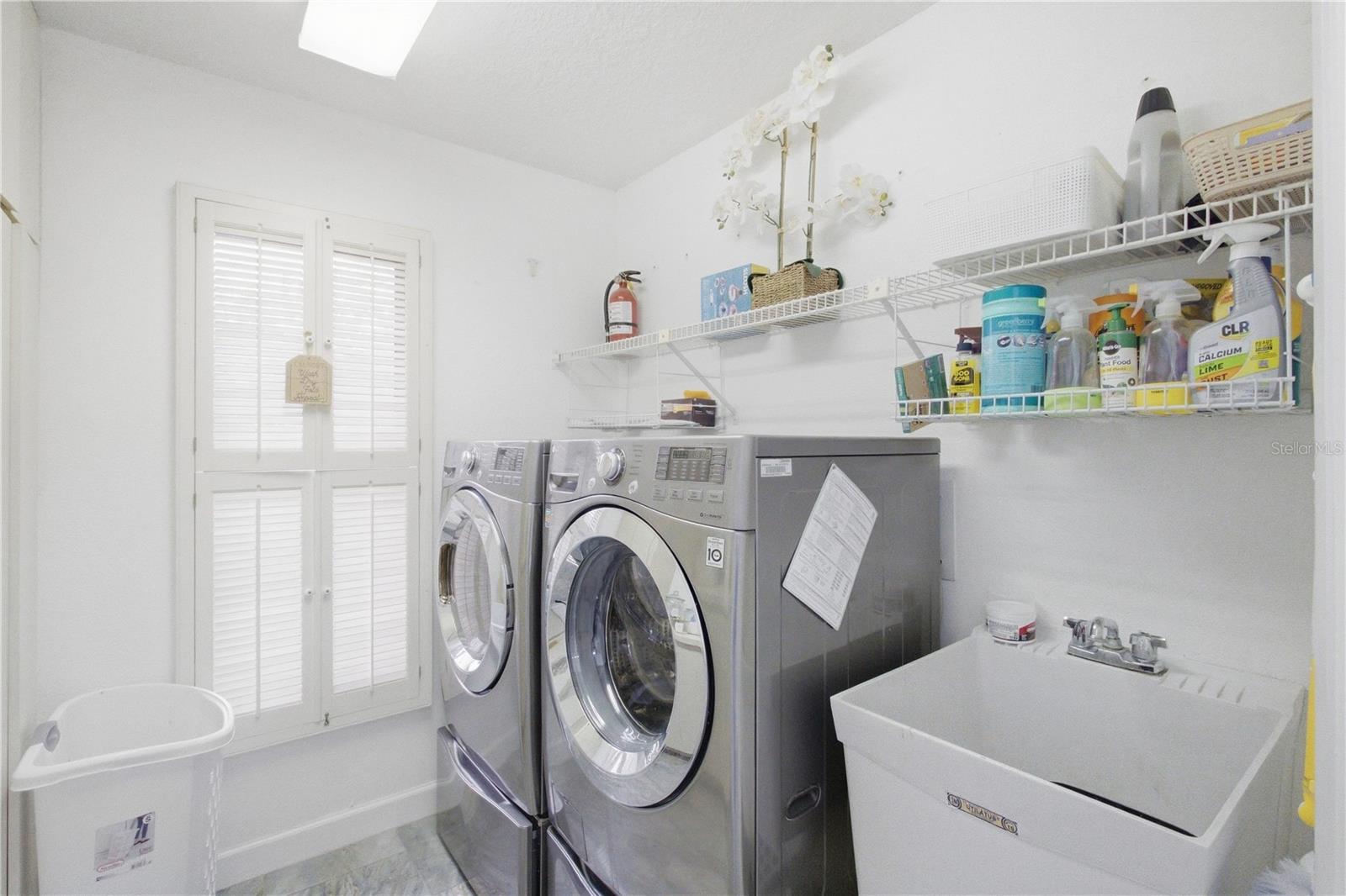2621 BRIDLE DR — photo 25