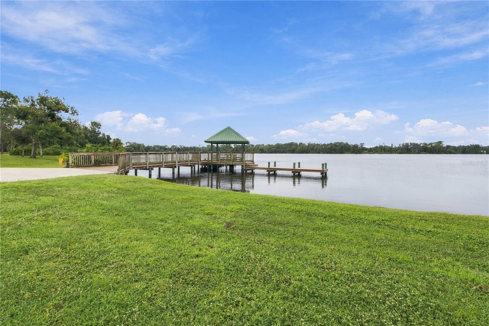 2621 BRIDLE DR — photo 41