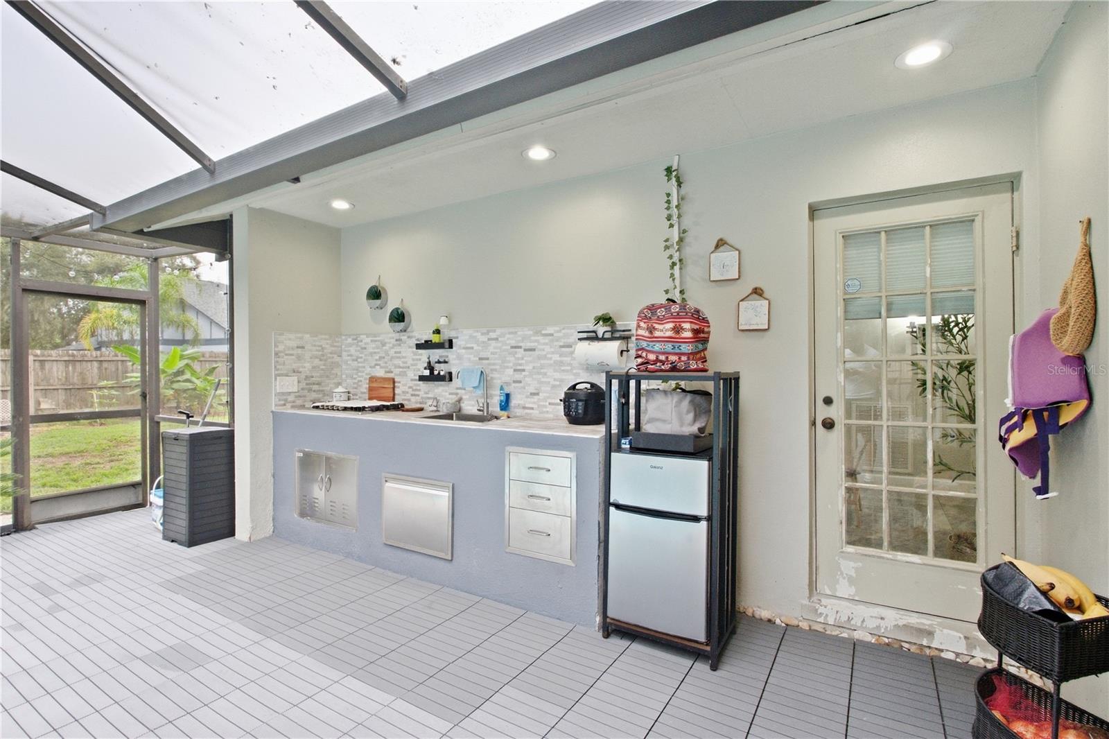 2621 BRIDLE DR — photo 31