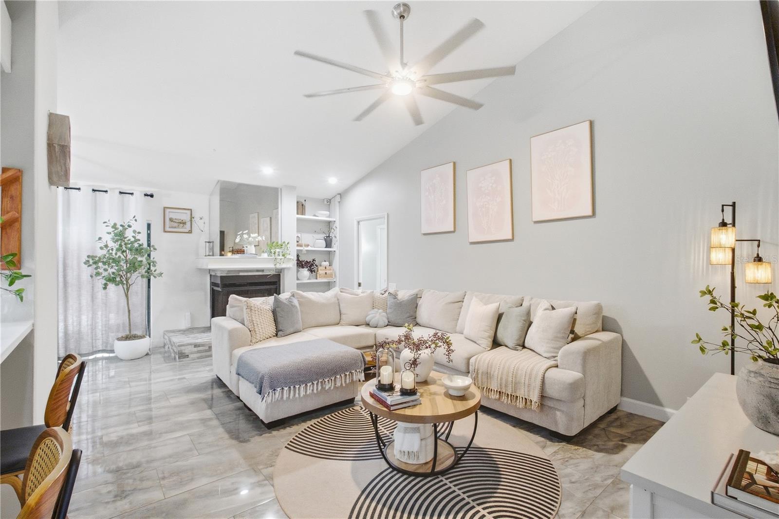 2621 BRIDLE DR — photo 18